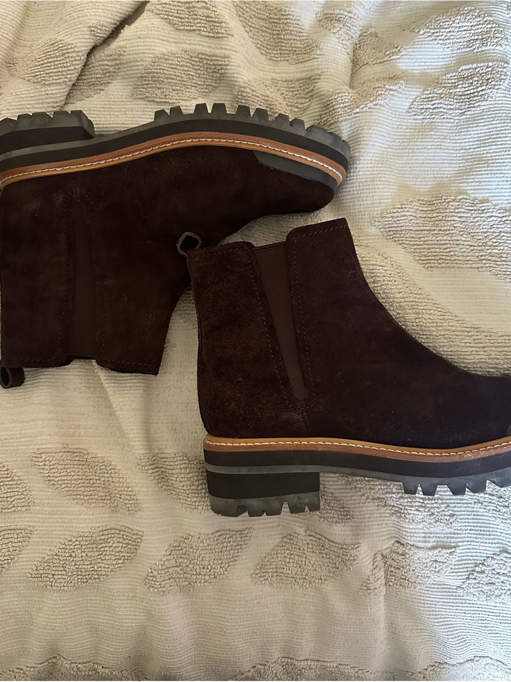 Marc Fisher Dark Brown Suede Chelsea Lug Ankle Boots size 6.5M